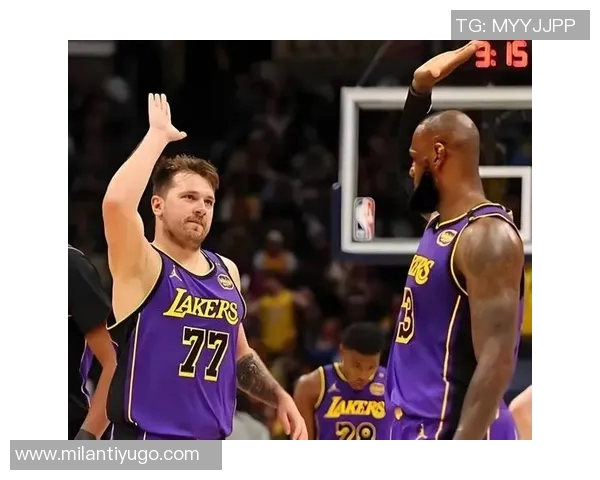 湖人次节遭遇惨败净负18分落后黄蜂9分詹姆斯仅得10分东契奇表现抢眼拿下19分